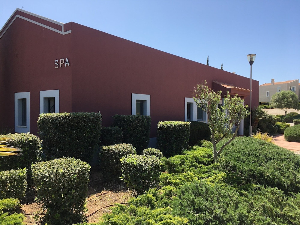 Vale da Lapa Village Resort — Spa in Carvoeiro, Faro