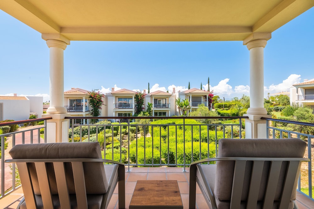 Vale da Lapa Village Resort — Hotel building in Carvoeiro, Faro