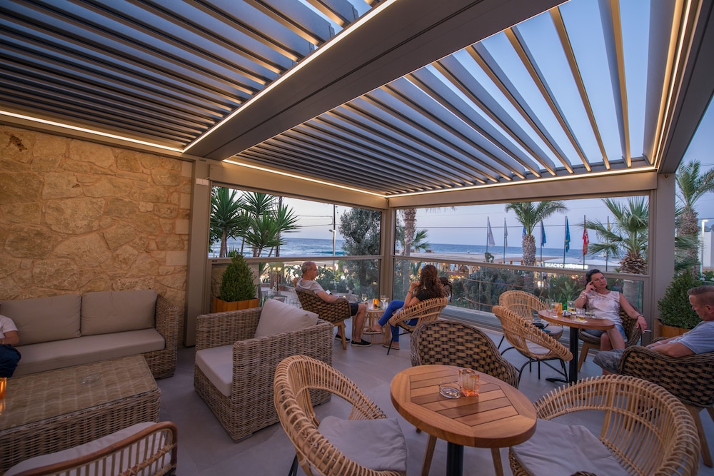 Cactus Beach Hotel — Restaurant & bars in Stalida