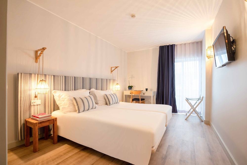 Aqualuz Lagos by The Editory — Hotel rooms in Lagos, Faro