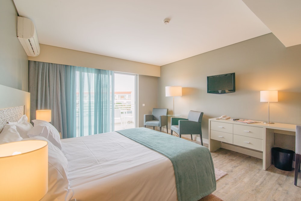 Aqualuz Lagos by The Editory — Hotel rooms in Lagos, Faro