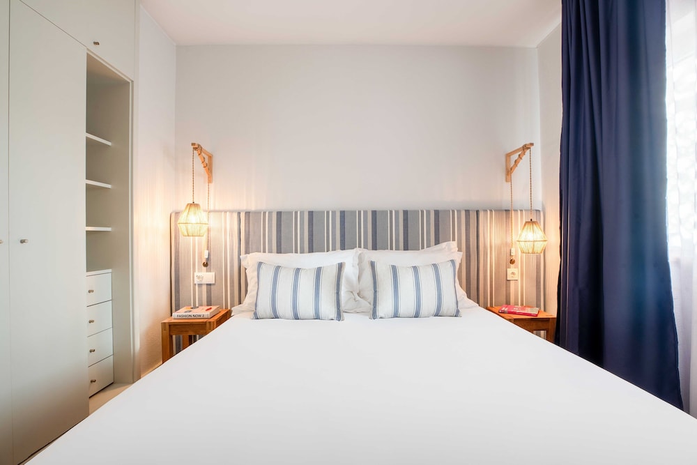 Aqualuz Lagos by The Editory — Hotel rooms in Lagos, Faro