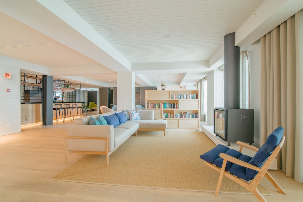 Aqualuz Lagos by The Editory — Restaurant & bars in Lagos, Faro