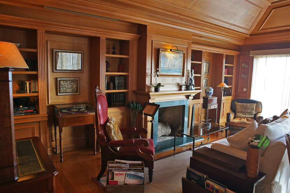 Heritage As Janelas Verdes Inn - Riverside — Hotel rooms in Lisbon, Lisboa