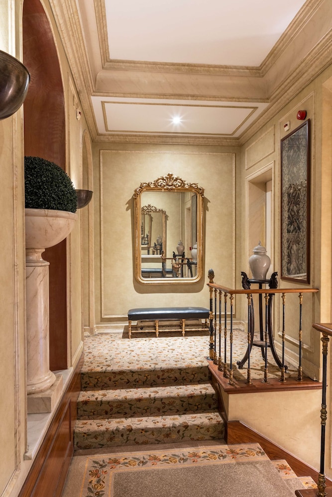 Heritage As Janelas Verdes Inn - Riverside — Hotel building in Lisbon, Lisboa