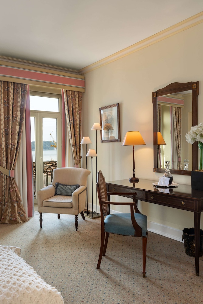 Heritage As Janelas Verdes Inn - Riverside — Hotel rooms in Lisbon, Lisboa