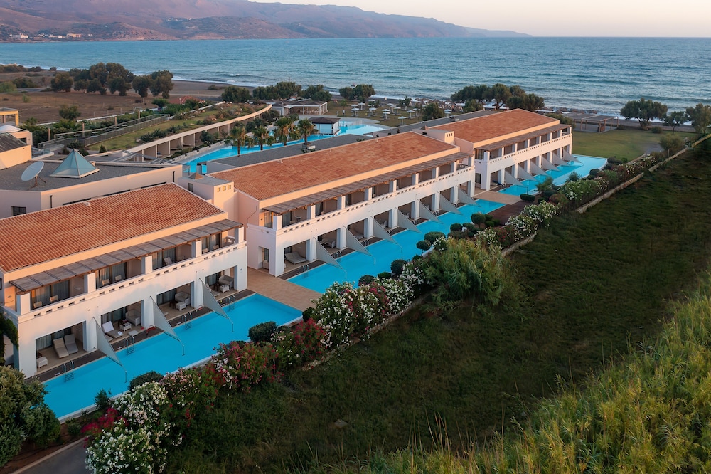 Giannoulis – Cavo Spada Luxury Sports & Leisure Resort & Spa — Hotel building in Platanias