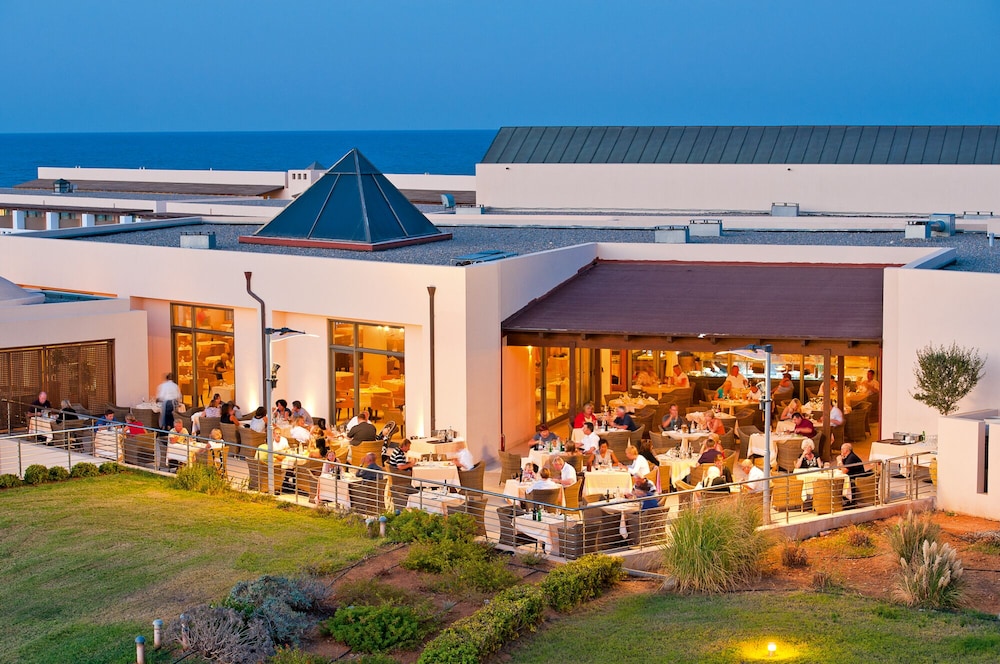 Giannoulis – Cavo Spada Luxury Sports & Leisure Resort & Spa — Restaurant & bars in Platanias