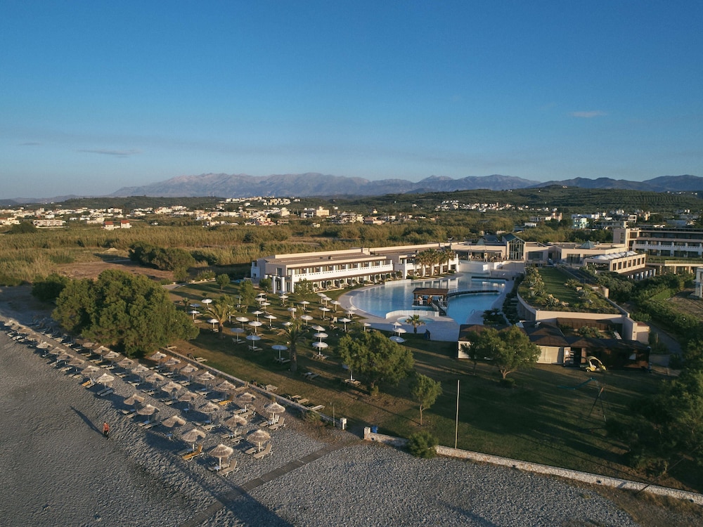 Giannoulis – Cavo Spada Luxury Sports & Leisure Resort & Spa — Beach in Platanias