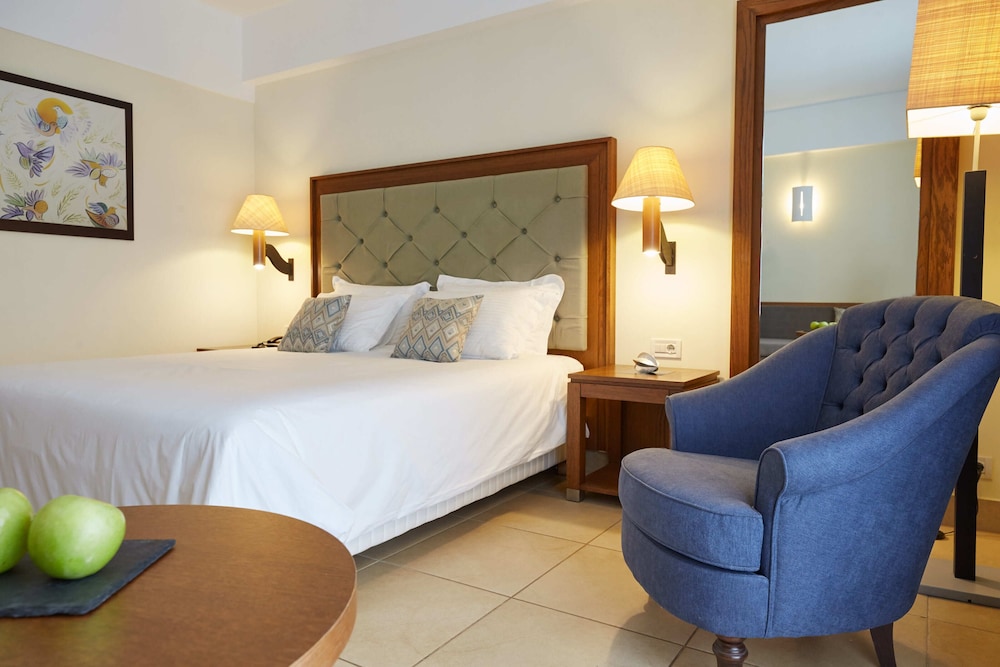 Giannoulis – Cavo Spada Luxury Sports & Leisure Resort & Spa — Hotel rooms in Platanias