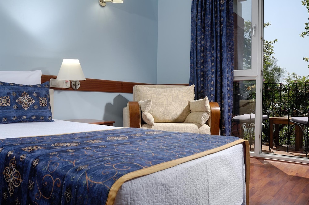 Belcekiz Beach Club - All Inclusive — Hotel rooms in Fethiye, Mugla