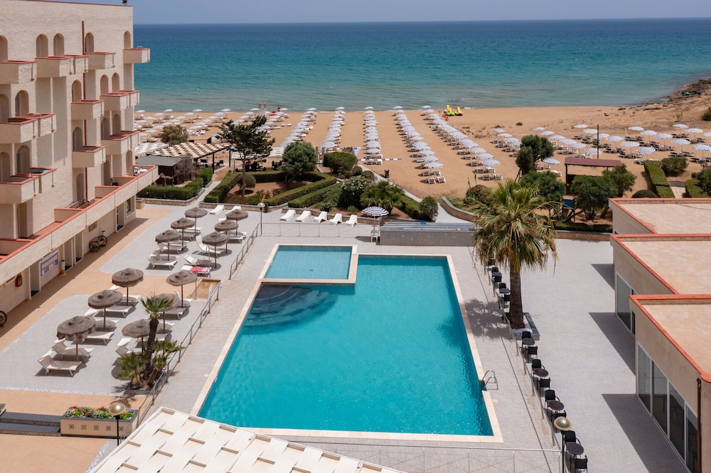 Hotel Club Eloro — Beach in Noto, Sicily