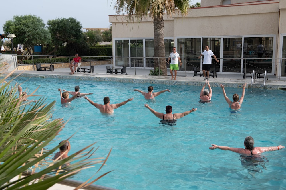 Hotel Club Eloro — Swimming pool in Noto, Sicily