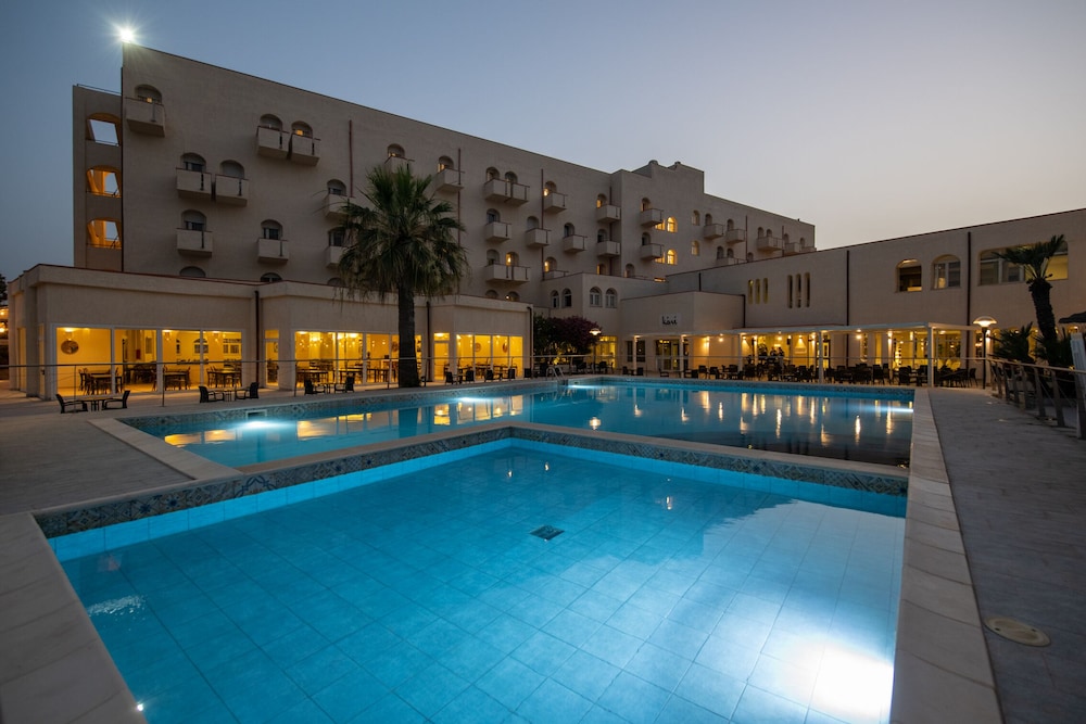 Hotel Club Eloro — Swimming pool in Noto, Sicily