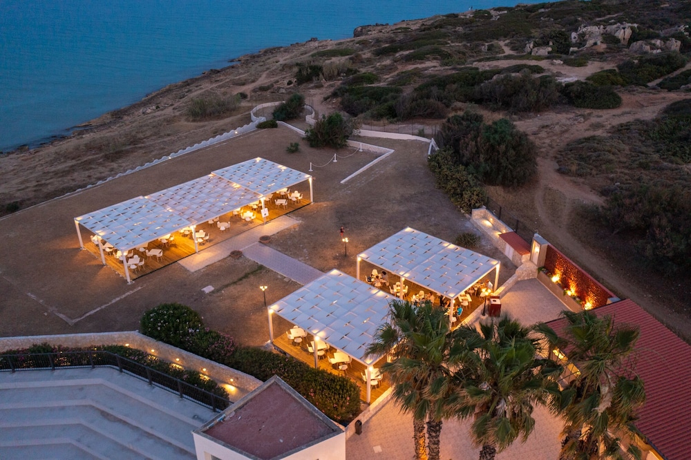 Hotel Club Eloro — Restaurant & bars in Noto, Sicily