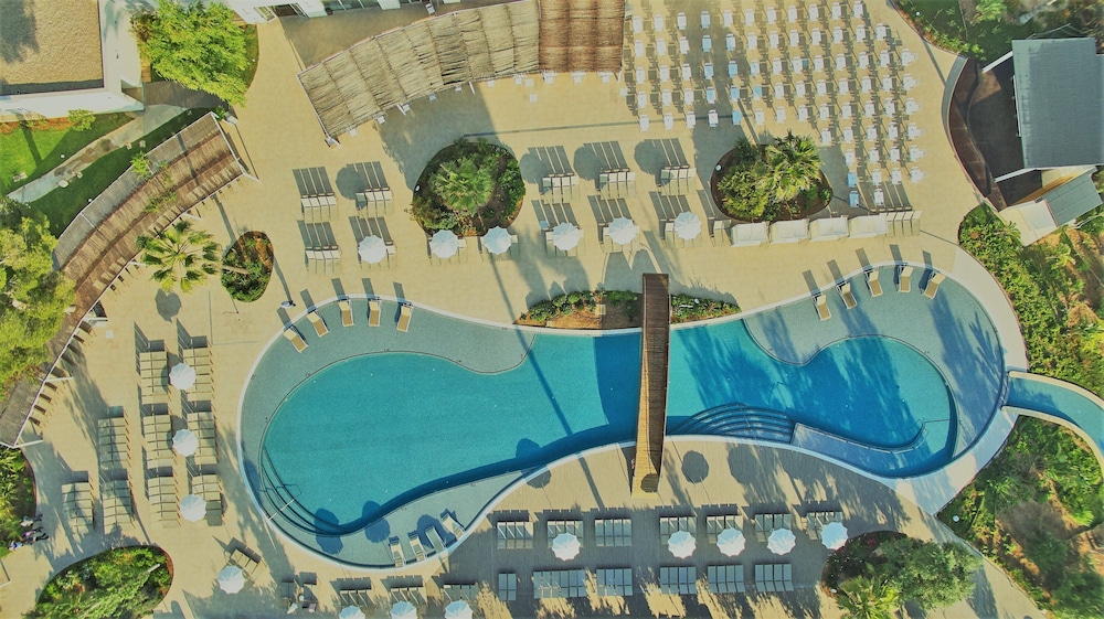 BG Hotel Tonga Tower — Swimming pool in Can Picafort, Balearic Islands