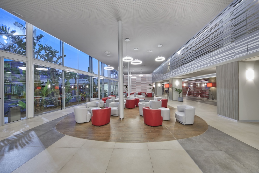 BG Hotel Tonga Tower — Hotel building in Can Picafort, Balearic Islands