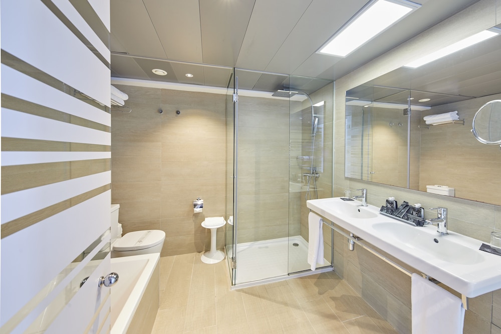 BG Hotel Tonga Tower — Hotel rooms in Can Picafort, Balearic Islands