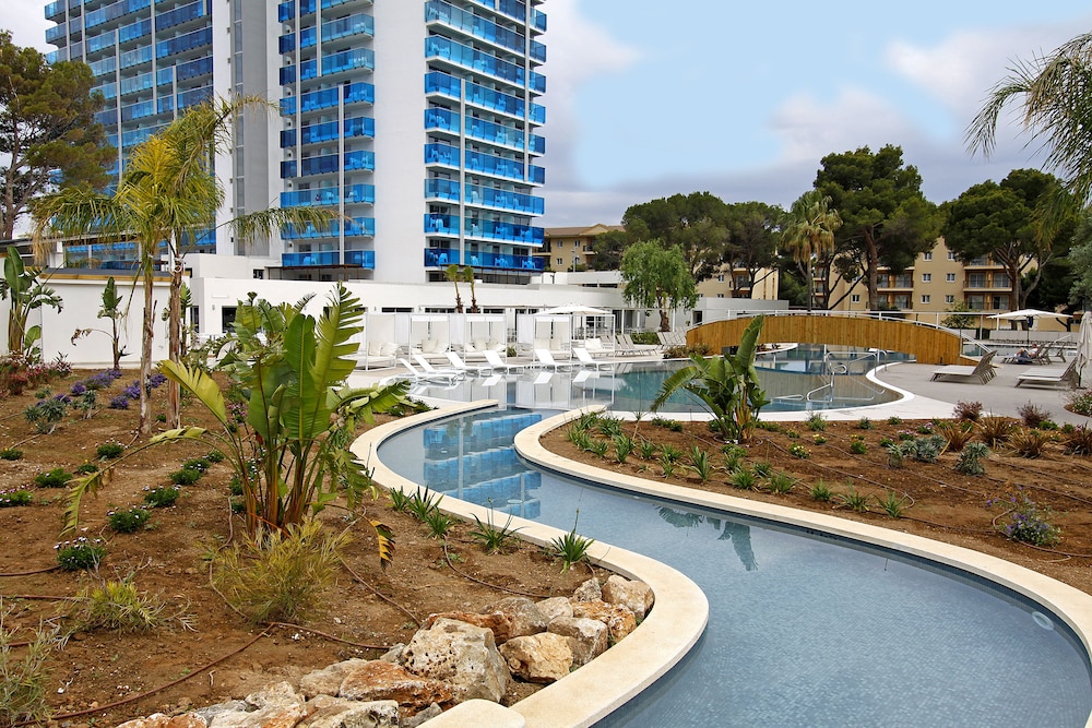 BG Hotel Tonga Tower — Swimming pool in Can Picafort, Balearic Islands