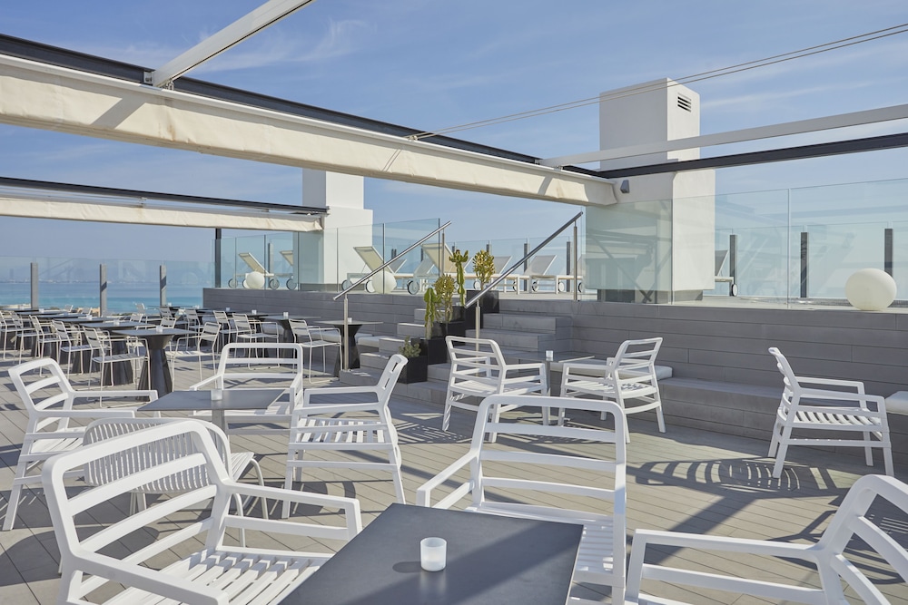 BG Hotel Tonga Tower — Restaurant & bars in Can Picafort, Balearic Islands