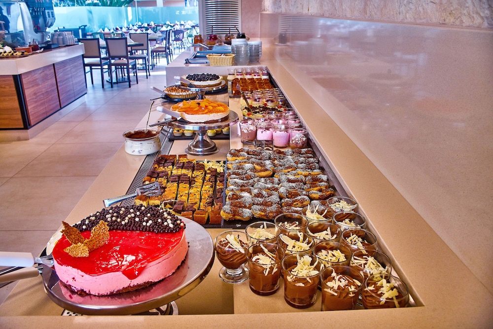 Creta Palm Hotel — Restaurant & bars in Chania