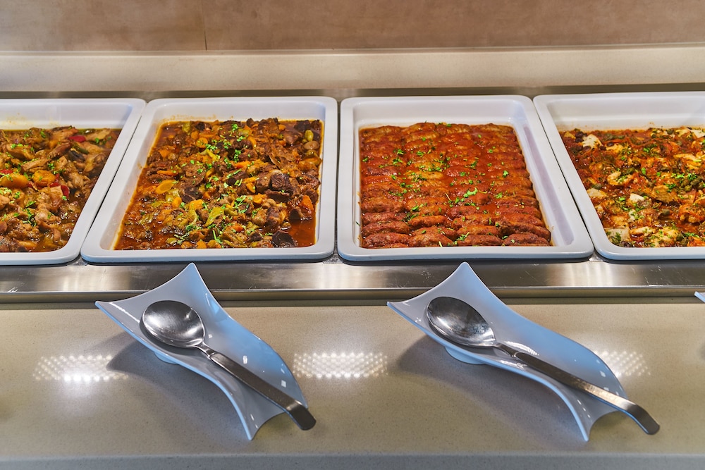 Creta Palm Hotel — Restaurant & bars in Chania