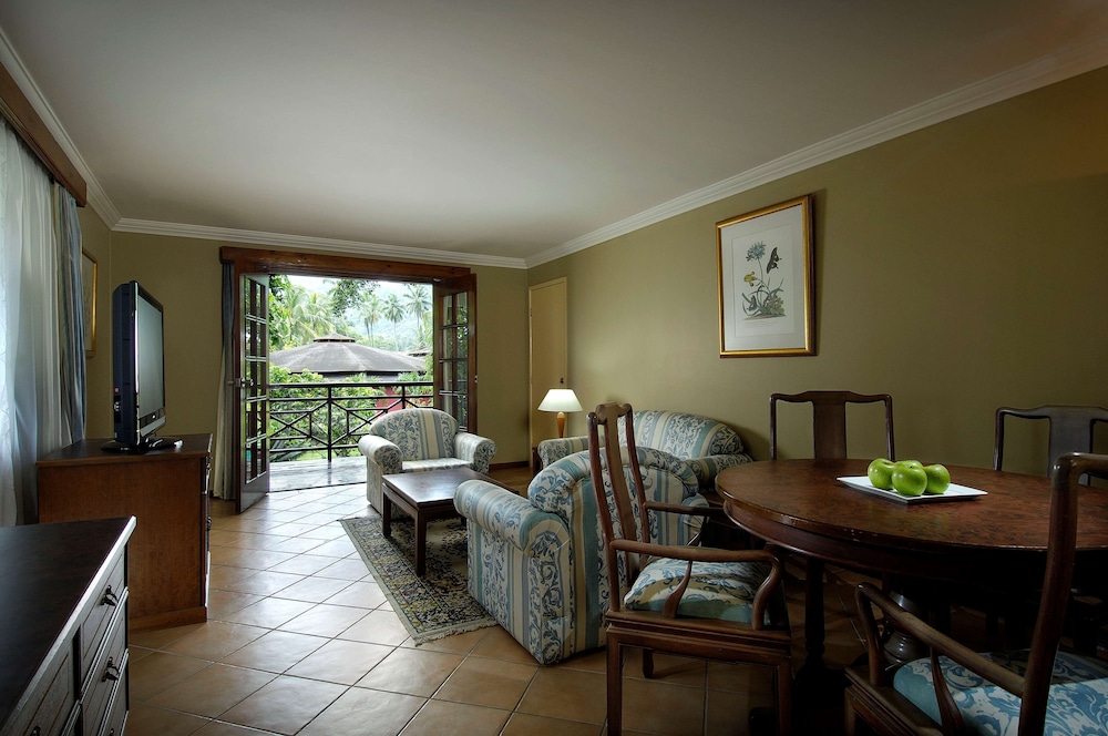 Berjaya Beau Vallon Bay Resort & Casino — Hotel rooms in Victoria