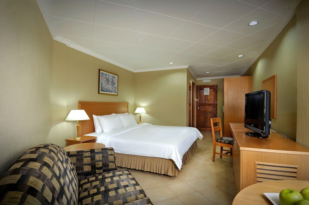 Berjaya Beau Vallon Bay Resort & Casino — Hotel rooms in Victoria