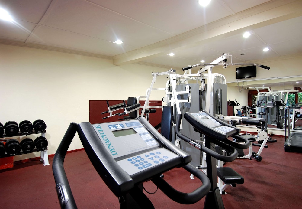 Berjaya Beau Vallon Bay Resort & Casino — Sports & recreation in Victoria