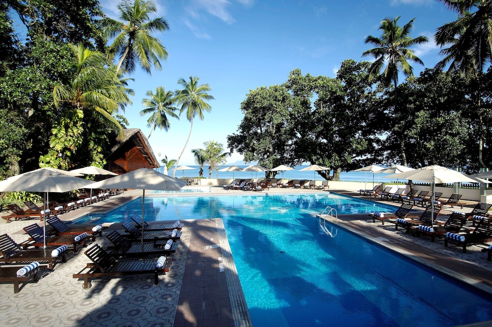 Berjaya Beau Vallon Bay Resort & Casino — Beach in Victoria
