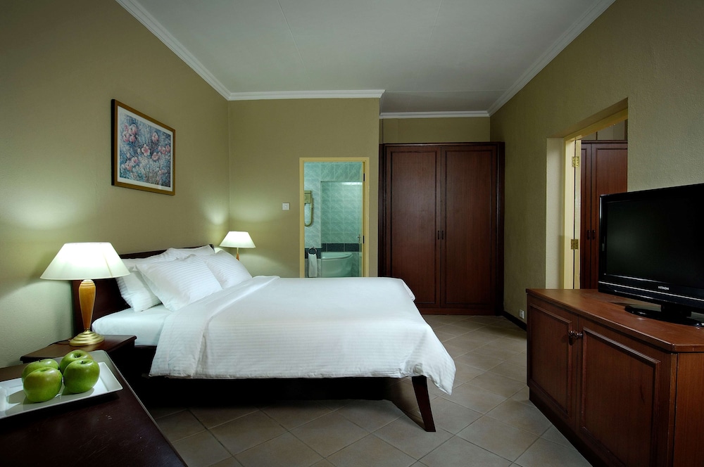 Berjaya Beau Vallon Bay Resort & Casino — Hotel rooms in Victoria