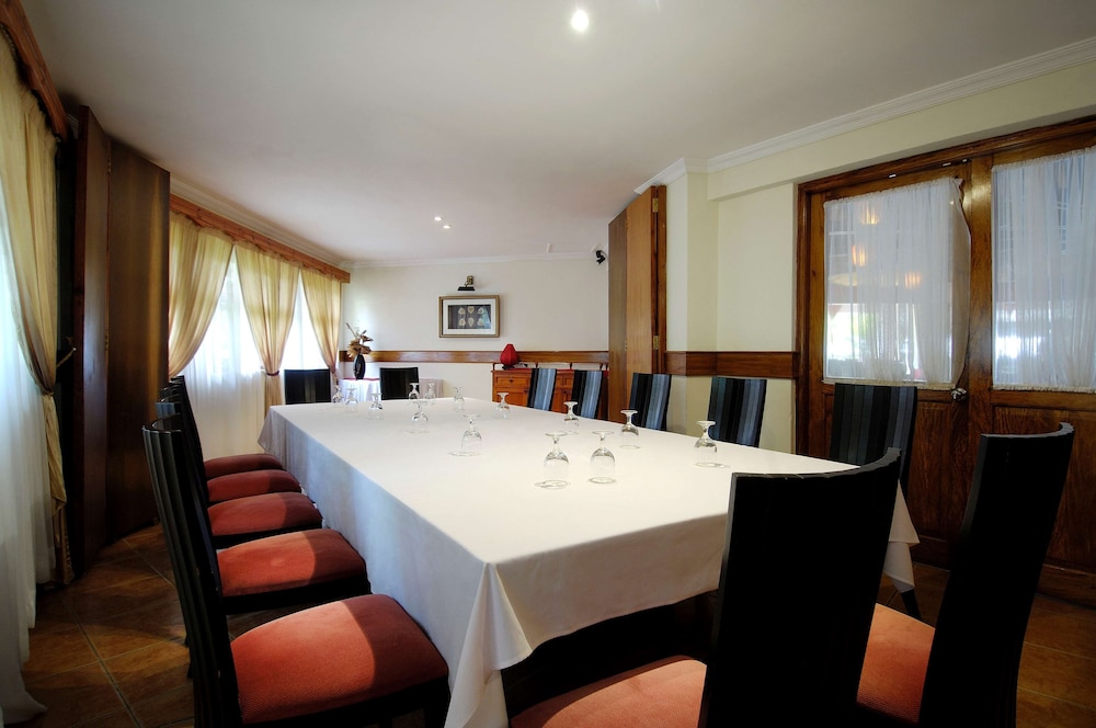 Berjaya Beau Vallon Bay Resort & Casino — Hotel rooms in Victoria