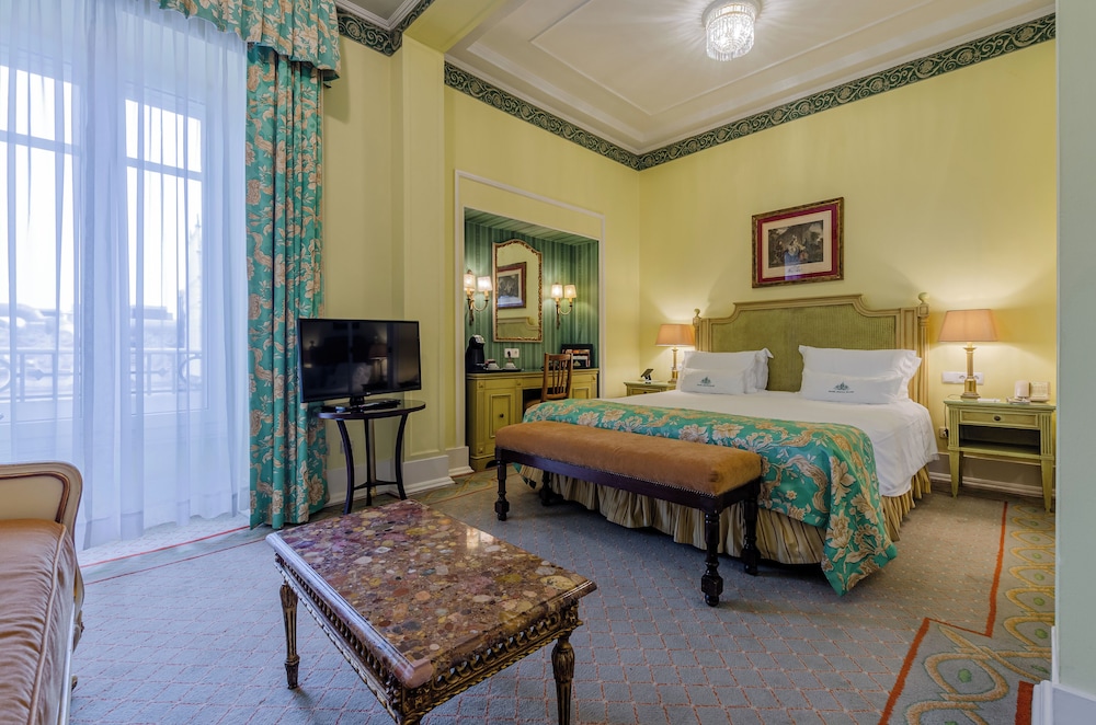 Avenida Palace — Hotel rooms in Lisbon, Lisboa