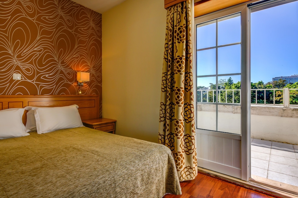 Hotel Avenida Park — Hotel rooms in Lisbon, Lisboa