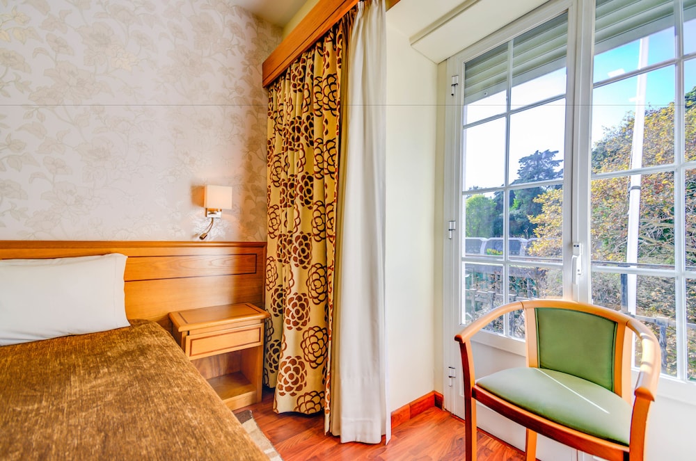 Hotel Avenida Park — Hotel rooms in Lisbon, Lisboa