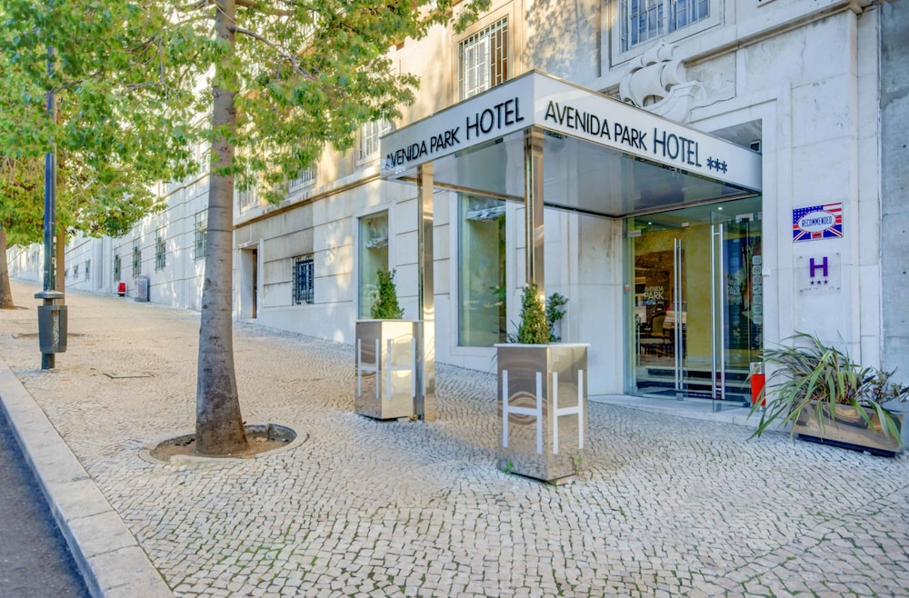 Hotel Avenida Park — Hotel building in Lisbon, Lisboa