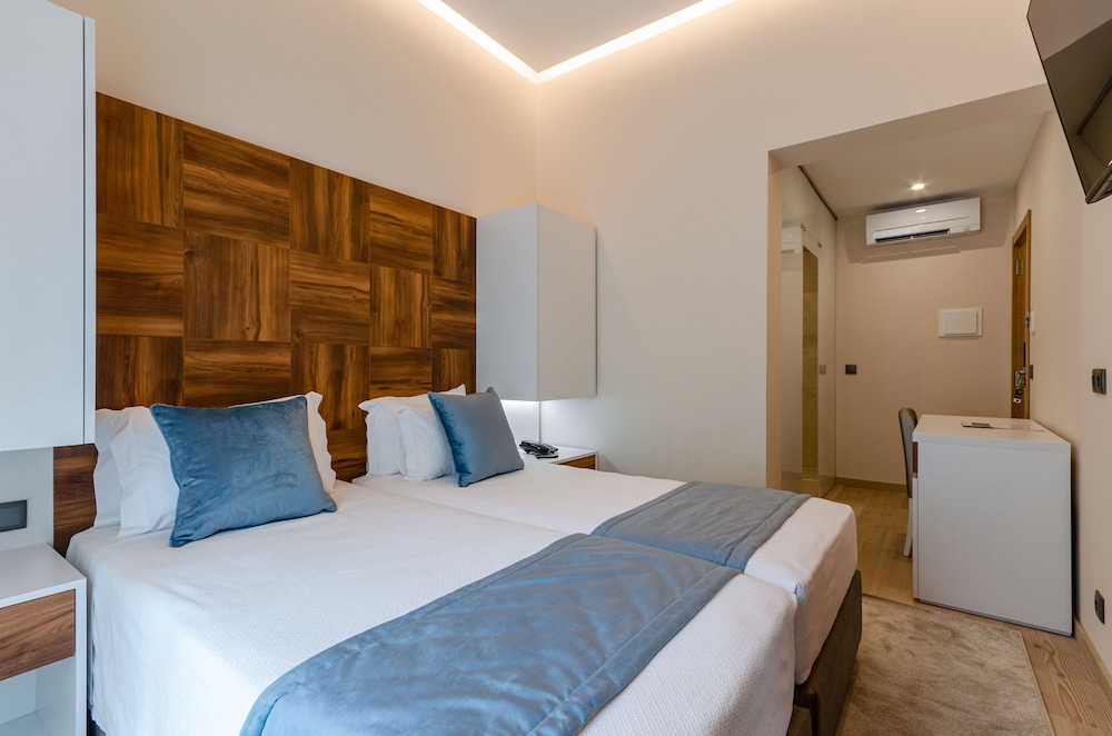Hotel Avenida Park — Hotel rooms in Lisbon, Lisboa