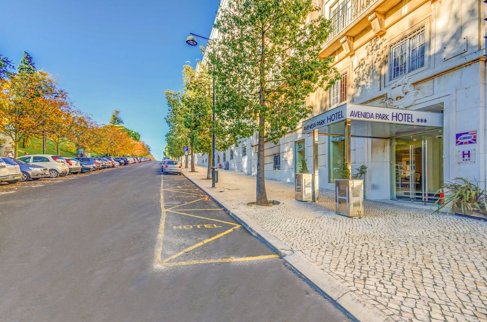 Hotel Avenida Park — Hotel building in Lisbon, Lisboa