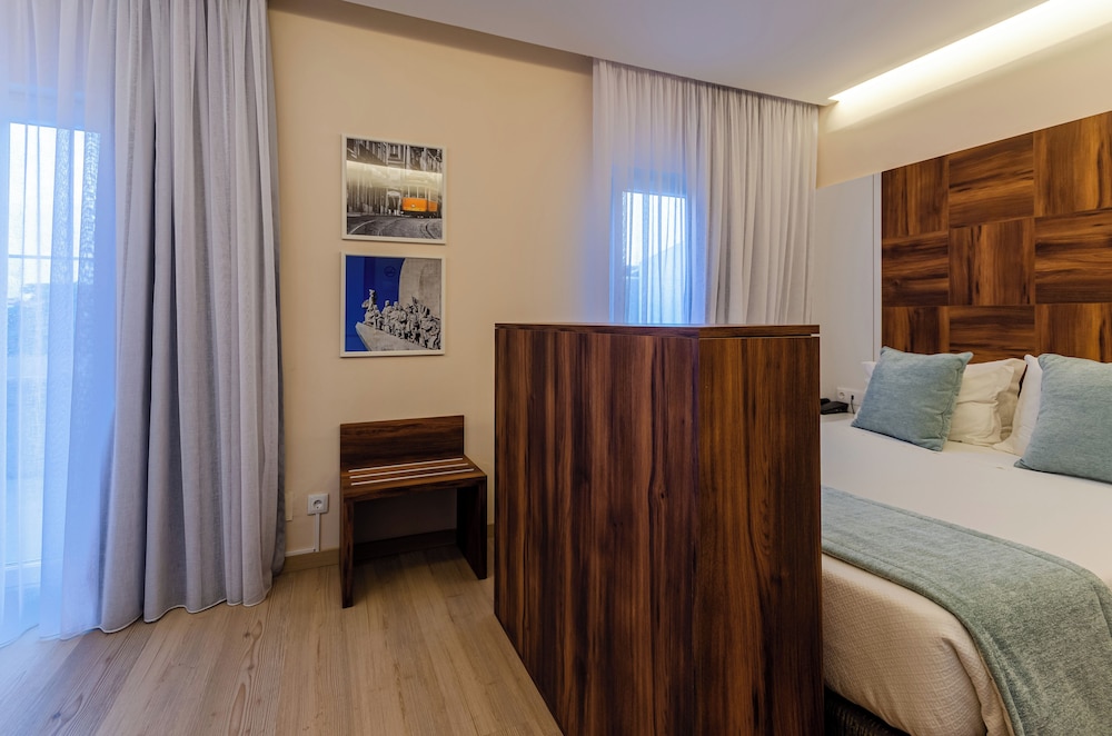 Hotel Avenida Park — Hotel rooms in Lisbon, Lisboa