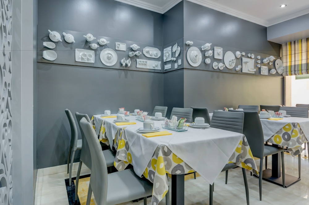 Hotel Avenida Park — Restaurant & bars in Lisbon, Lisboa