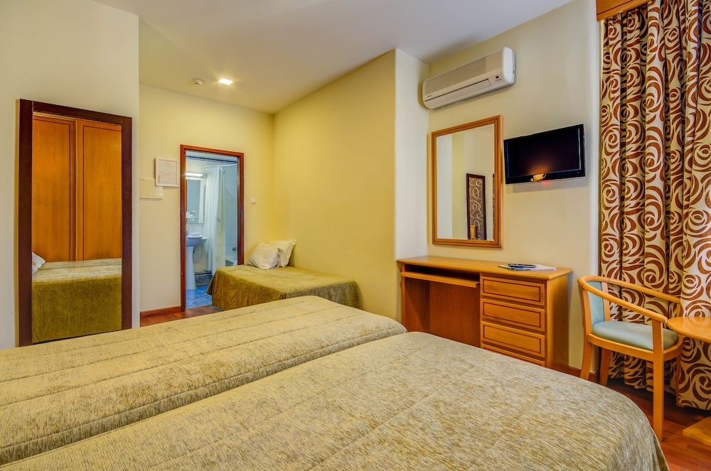 Hotel Avenida Park — Hotel rooms in Lisbon, Lisboa