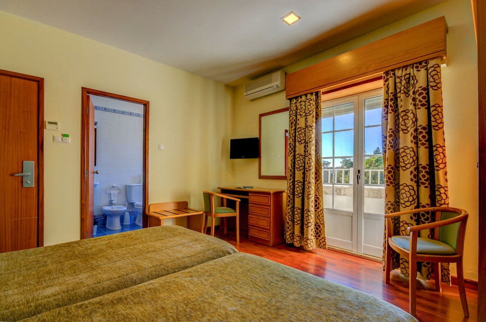 Hotel Avenida Park — Hotel rooms in Lisbon, Lisboa
