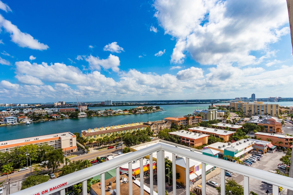 Hampton Inn & Suites Clearwater Beach — Attractions in the area in Clearwater, Florida