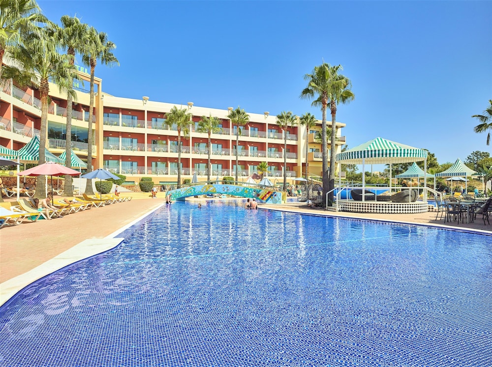 Hotel Baia Grande — Swimming pool in Albufeira, Faro