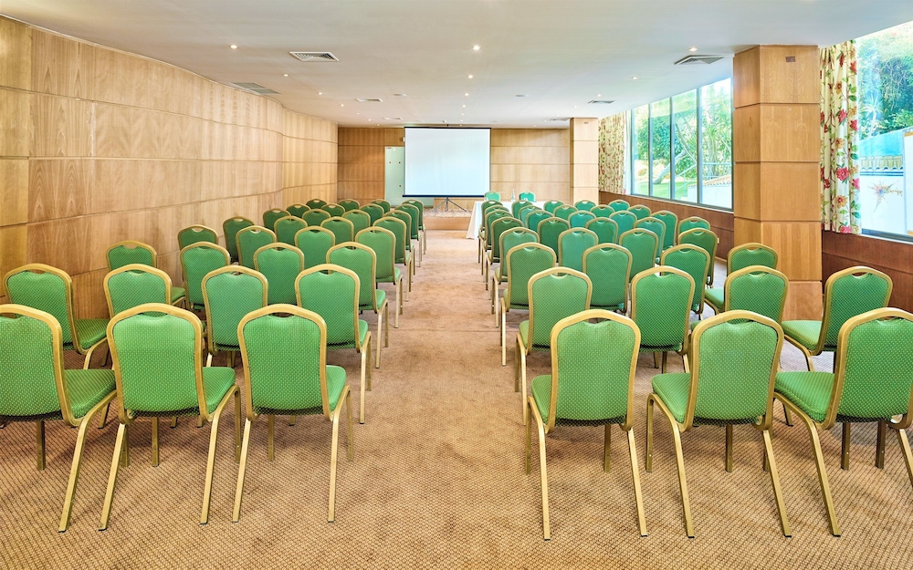 Hotel Baia Grande — Hotel building in Albufeira, Faro