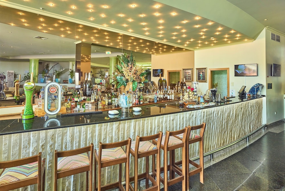 Hotel Baia Grande — Restaurant & bars in Albufeira, Faro