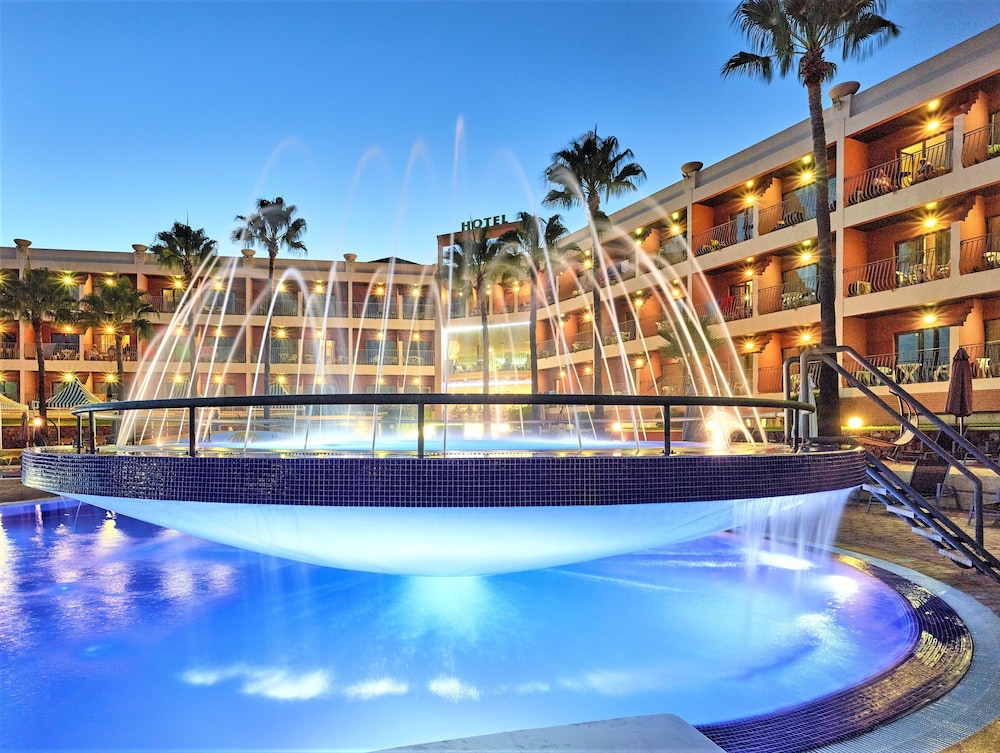 Hotel Baia Grande — Hotel building in Albufeira, Faro