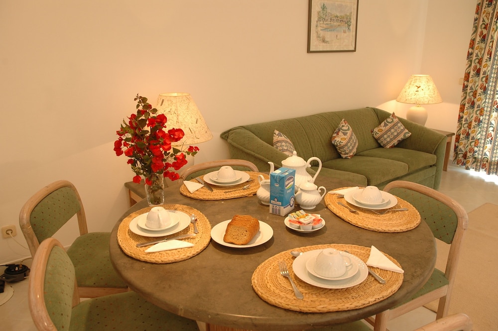 Balaia Golf Village Resort — Restaurant & bars in Albufeira, Faro