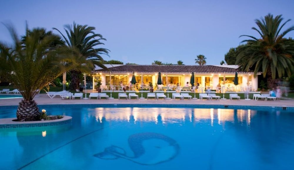 Balaia Golf Village Resort — Swimming pool in Albufeira, Faro