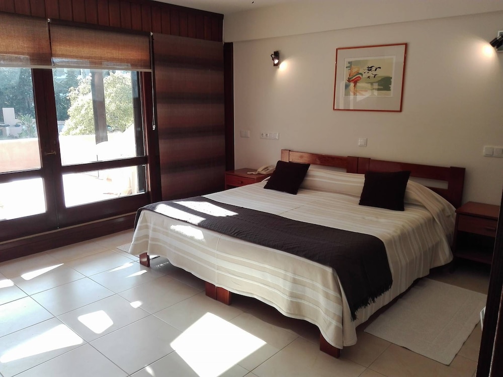 Hotel Balaia Mar — Hotel rooms in Albufeira, Faro